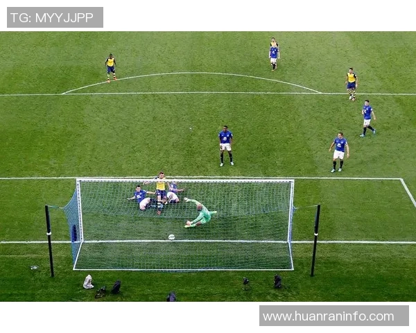 绿茵铁壁足球后卫巨星的防守艺术与荣耀之路